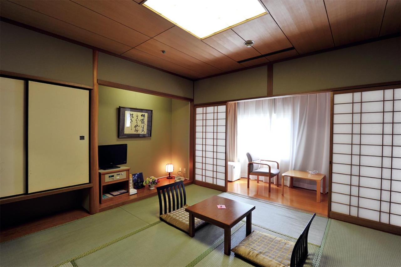Fukuoka Recent Hotel Exterior photo